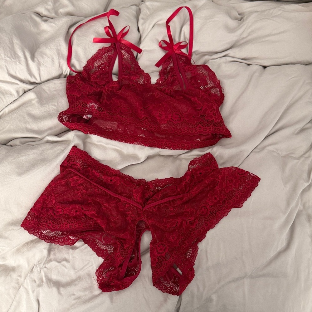 Lace Bralette and Brief Set - Red